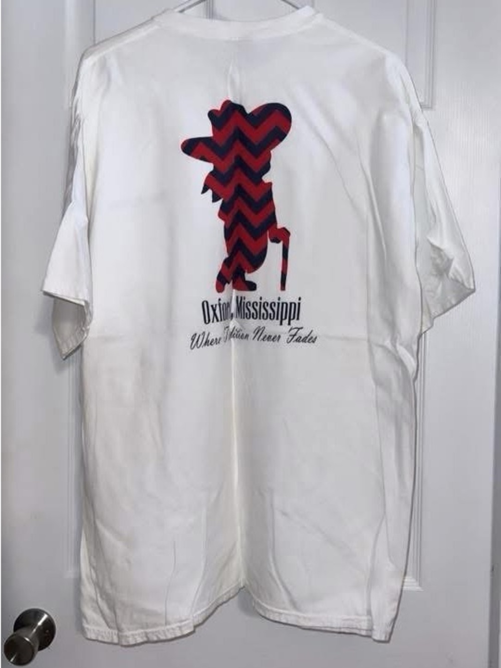 Ole Miss Oxford, Mississippi Colonel Reb Graphic Tee - Picture 2 of 2